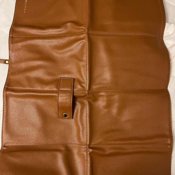 Fawn Design - Picture 4 of 4